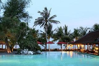 Griya Santrian Resort