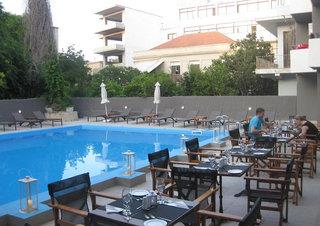 Amphitryon Boutique Hotel